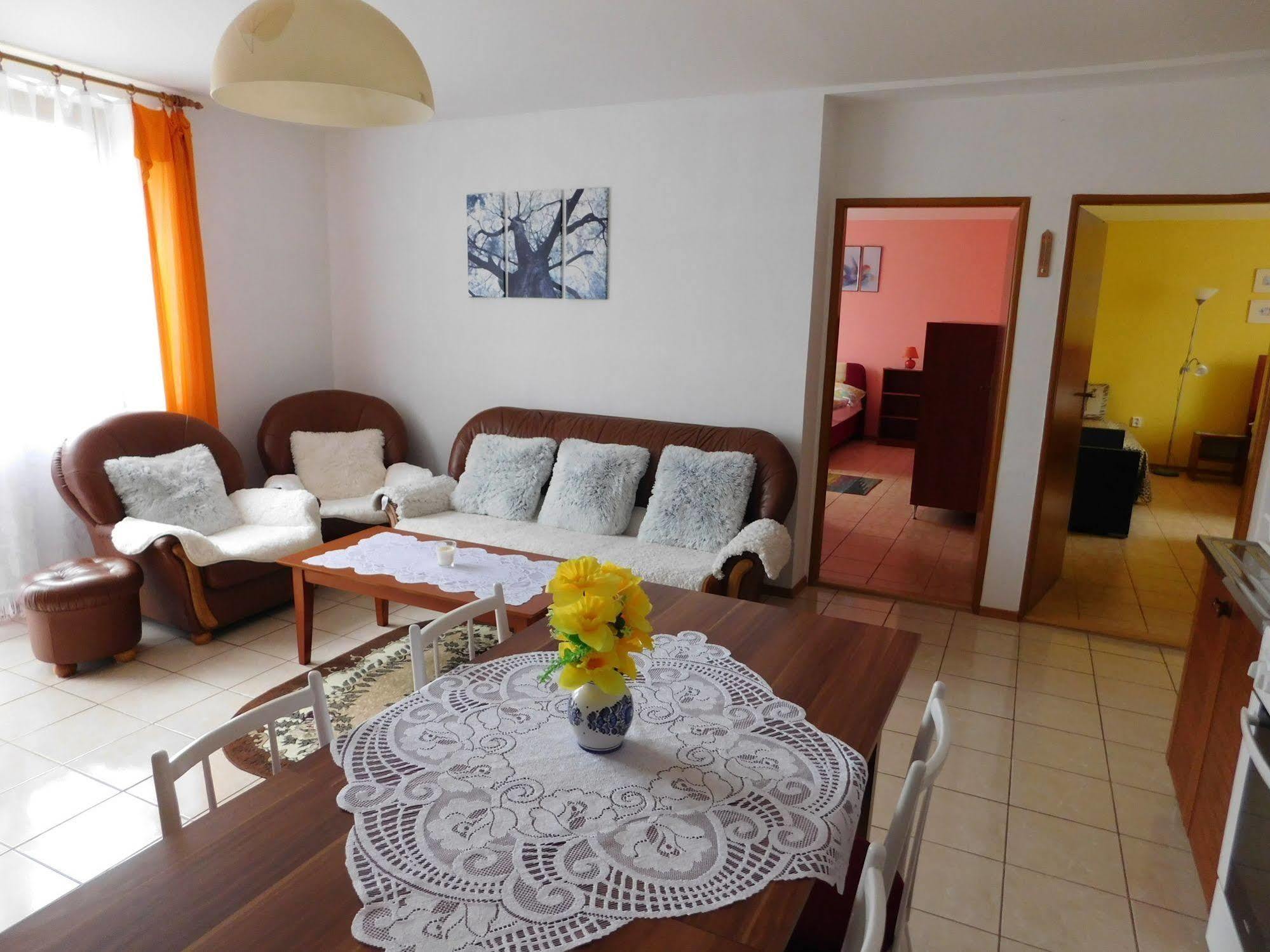 Apartmany Tania Zavazna Poruba Exterior photo