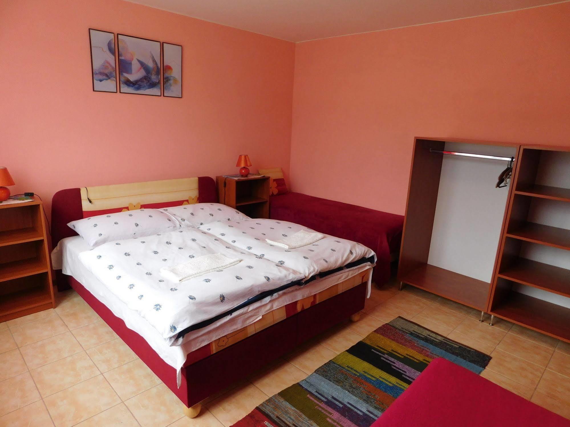 Apartmany Tania Zavazna Poruba Exterior photo